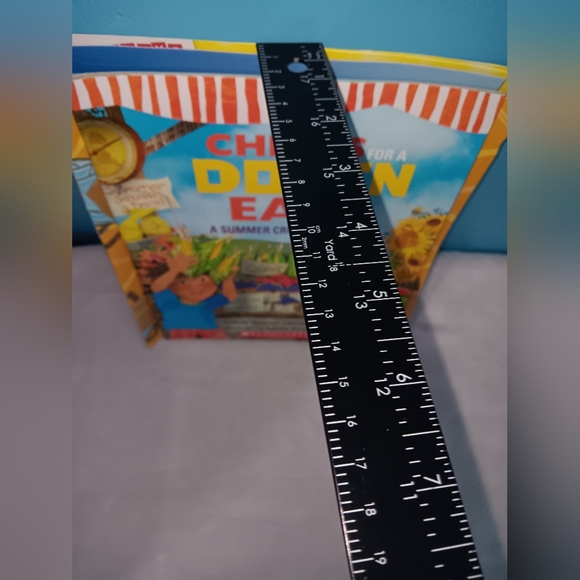 Scholastic Reading Level 2 Lot of 3 NWOT - Picture 4 of 5